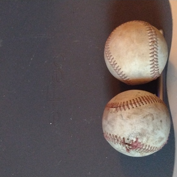 Game used Professional League AAA baseballs - Picture 3 of 3